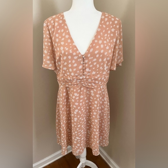 Madewell Dresses & Skirts - Madewell Ruched Waist Mini Star Shower Light Pink Dress